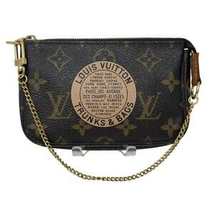 Louis Vuitton Trunks And Bags for Sale up to 90% Off: Poshmark